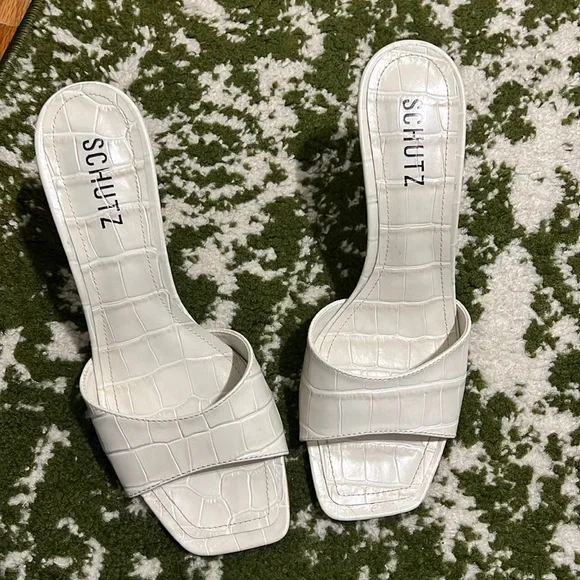 Schutz Croc Heels - Picture 2 of 5